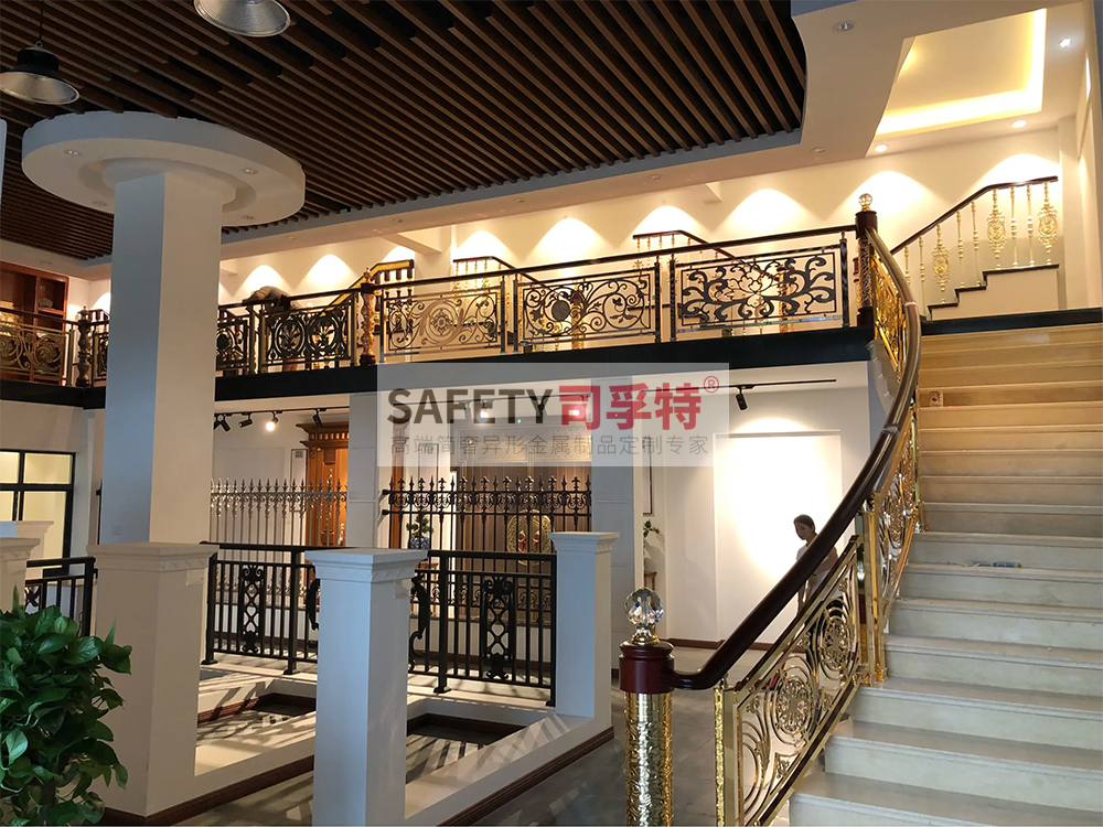 鋁藝鏤空雕花樓梯扶手：造型多樣，工藝成熟，彰顯高端品味(圖6)